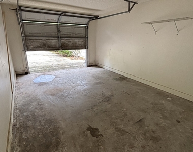 183 Talbot Court - Photo Thumbnail 16