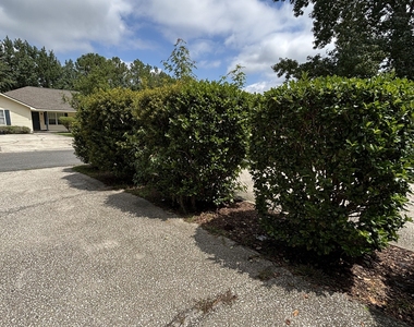 183 Talbot Court - Photo Thumbnail 4