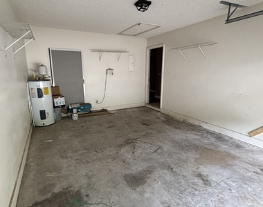 183 Talbot Court - Photo Thumbnail 17