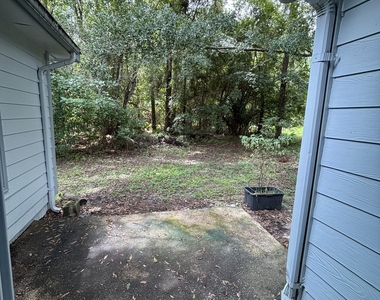 183 Talbot Court - Photo Thumbnail 29