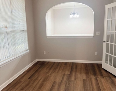 203 Kingfisher Point - Photo Thumbnail 8