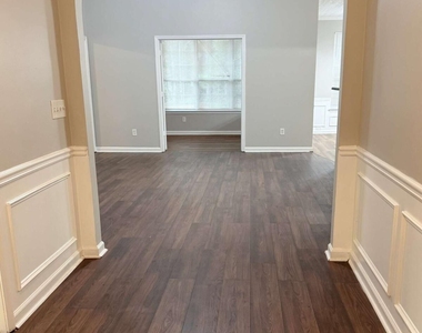 203 Kingfisher Point - Photo Thumbnail 2
