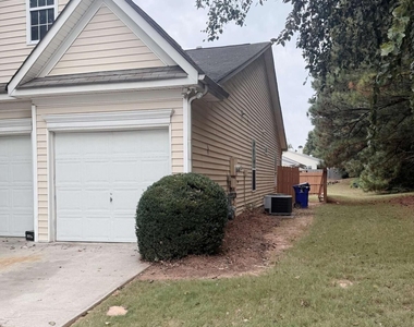 203 Kingfisher Point - Photo Thumbnail 1