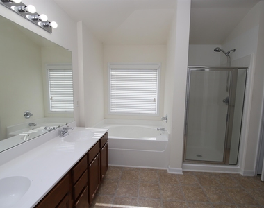 330 Glenhaven Drive - Photo Thumbnail 11