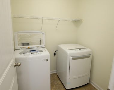 330 Glenhaven Drive - Photo Thumbnail 16