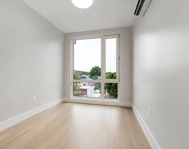 1244 New York Avenue - Photo Thumbnail 3