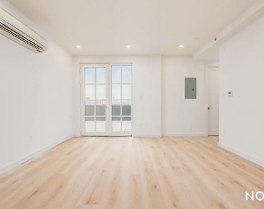 68 Gold St 11201 - Photo Thumbnail 5