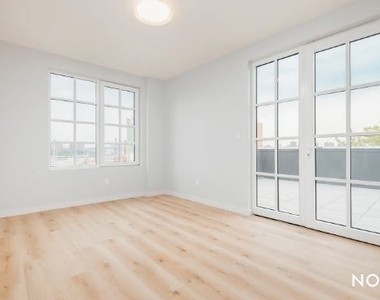 68 Gold St 11201 - Photo Thumbnail 6