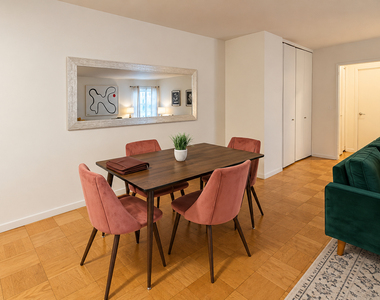 East 63rd Street - Photo Thumbnail 3