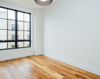 12 Ford St 11213 - Photo Thumbnail 16