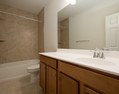 18 S Davenport St - Photo Thumbnail 11