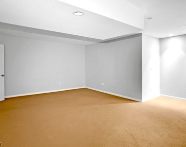 418 Dalton Ct - Photo Thumbnail 42