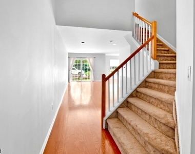 418 Dalton Ct - Photo Thumbnail 30