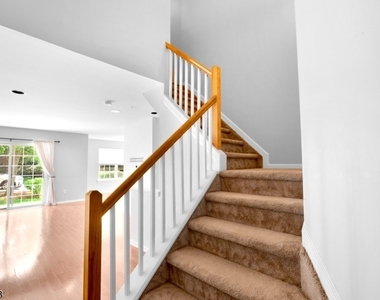 418 Dalton Ct - Photo Thumbnail 24