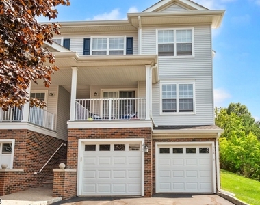 418 Dalton Ct - Photo Thumbnail 1