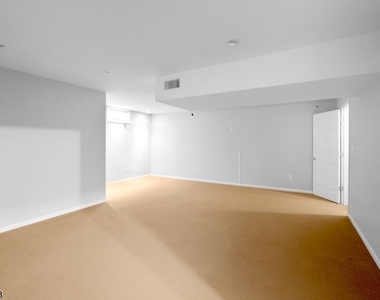418 Dalton Ct - Photo Thumbnail 34