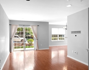 418 Dalton Ct - Photo Thumbnail 26