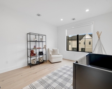 45 Feldman Ct - Photo Thumbnail 26