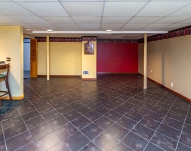 325 Greenfield Rd - Photo Thumbnail 23