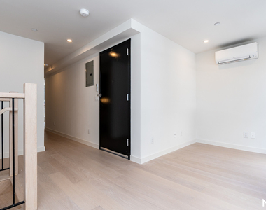 157 Havemeyer St 11211 - Photo Thumbnail 16