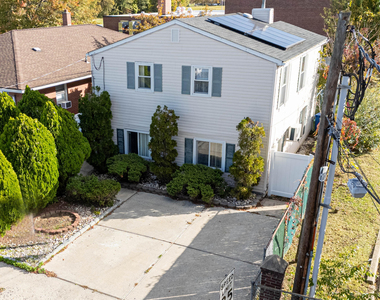 12 Jacobson Street - Photo Thumbnail 35