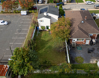 12 Jacobson Street - Photo Thumbnail 39