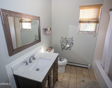 12 Jacobson Street - Photo Thumbnail 30