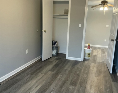 54 4th Avenue - Photo Thumbnail 11