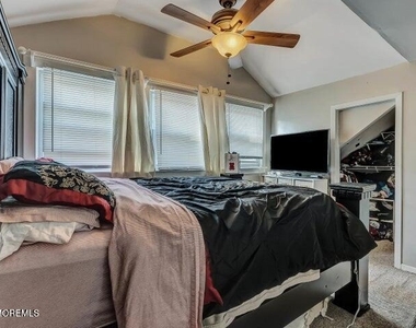 663 Kennedy Street - Photo Thumbnail 13
