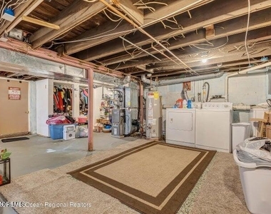 663 Kennedy Street - Photo Thumbnail 15