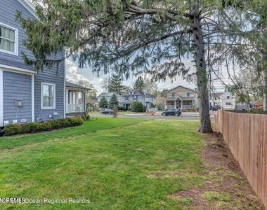 663 Kennedy Street - Photo Thumbnail 19