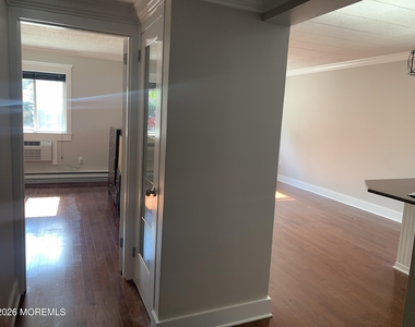 21 Leroy Place - Photo Thumbnail 8