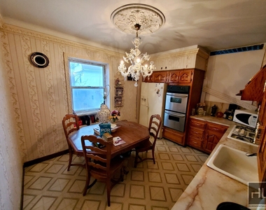 8015 21 Avenue - Photo Thumbnail 1