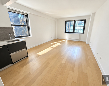 East 39th Street - Photo Thumbnail 2