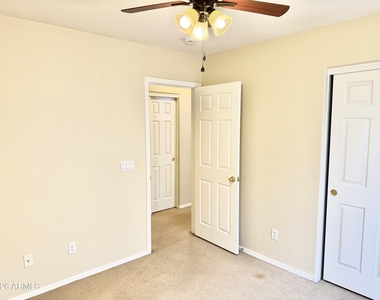 702 S 223rd Drive - Photo Thumbnail 20