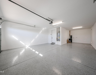 5121 N 81st Avenue - Photo Thumbnail 27
