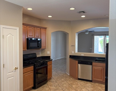 8502 W Bajada Road - Photo Thumbnail 7