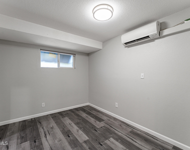 3025 N 32nd Street - Photo Thumbnail 6