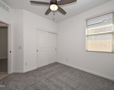 14203 W Voltaire Street - Photo Thumbnail 10