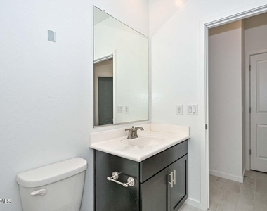 14203 W Voltaire Street - Photo Thumbnail 9