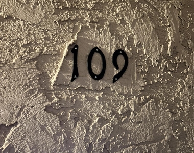 4950 N Miller Road - Photo Thumbnail 26
