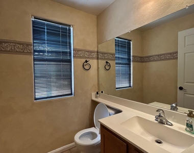 5943 W Drake Court - Photo Thumbnail 16