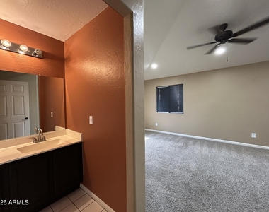 5943 W Drake Court - Photo Thumbnail 26