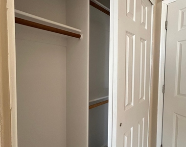 5943 W Drake Court - Photo Thumbnail 25