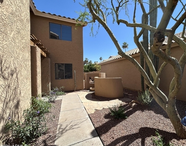 5943 W Drake Court - Photo Thumbnail 3
