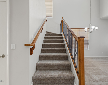 2757 E Vermont Drive - Photo Thumbnail 19