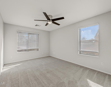 2757 E Vermont Drive - Photo Thumbnail 20