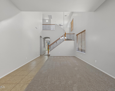 2757 E Vermont Drive - Photo Thumbnail 9
