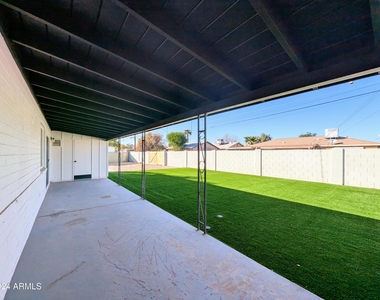 121 N Flint Circle - Photo Thumbnail 54