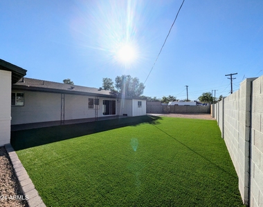 121 N Flint Circle - Photo Thumbnail 61